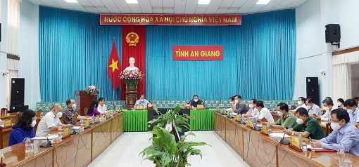 Tập trung thực hiện đồng bộ, hiệu quả công tác phòng, chống dịch và phục hồi, phát triển kinh tế-xã hội
