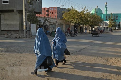Taliban yêu cầu ngừng phát sóng các chương trình có diễn viên nữ