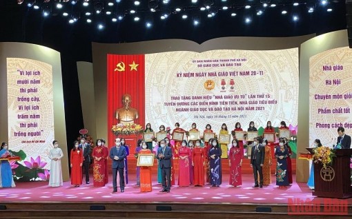 Khen thưởng cần hướng về tập thể, cá nhân ở cơ sở