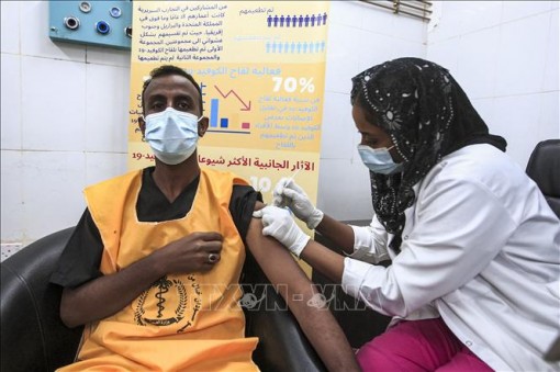 Nguy cơ châu Phi bị bỏ lại đằng sau do 'phân biệt đối xử về vaccine' ngừa COVID-19