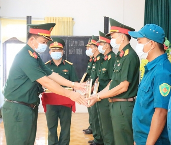 Lực lượng vũ trang huyện Thoại Sơn đi đầu trong phong trào thi đua quyết thắng