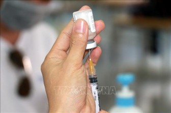 Nam Định tiêm vaccine phòng COVID-19 cho học sinh Trung học Phổ thông