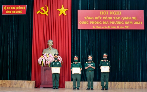 An Giang khen thưởng tập thể, cá nhân hoàn thành tốt nhiệm vụ quân sự, quốc phòng địa phương