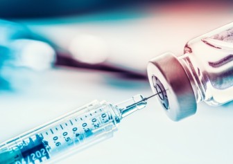 Chuyên gia gợi ý cách tiêm giảm tác dụng phụ của vaccine COVID-19