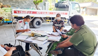 Phát hiện cơ sở kinh doanh 281 bao phân bón giả ở thị trấn Tịnh Biên