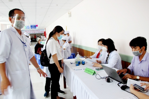 An Giang chỉ đạo khẩn chuẩn hóa dữ liệu trên nền tảng quản lý tiêm chủng vaccine phòng COVID-19