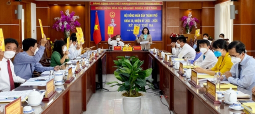 Bế mạc kỳ họp lần thứ 3 HĐND TP. Long Xuyên khóa XII (nhiệm kỳ 2021-2026)