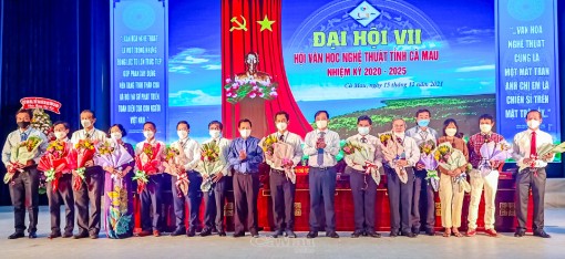 Cà Mau: Ông Trịnh Thanh Vũ giữ chức Chủ tịch Hội Văn học – Nghệ thuật