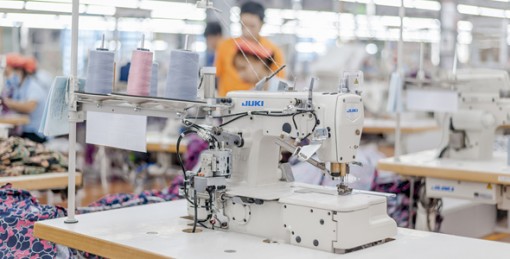 Xuất khẩu dệt may phục hồi ngoạn mục