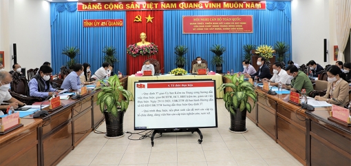 Đẩy mạnh xây dựng, chỉnh đốn Đảng