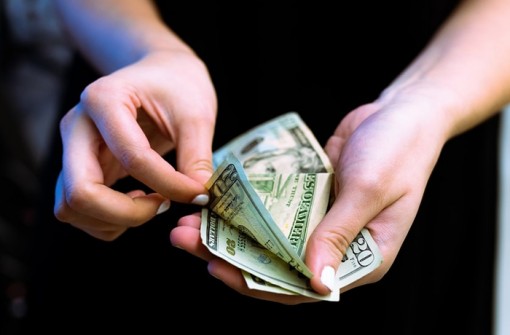 Tỷ giá USD hôm nay 26-12: USD tự do giảm sâu