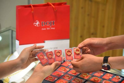 Giá vàng hôm nay 28-12: Giảm nhanh vào thời điểm cuối năm