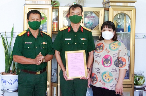Lữ đoàn Tăng thiết giáp 416 bàn giao nhà Đồng đội