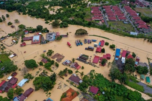 Hơn 125.000 người dân phải sơ tán do lũ lụt tại Malaysia