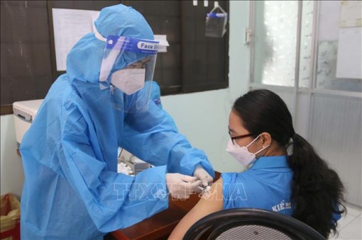 Trà Vinh: Hỗ trợ bệnh nhân COVID-19 điều trị tại nhà