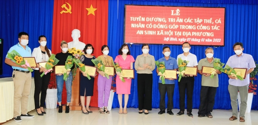 Tuyên dương gương tiêu biểu trong công tác an sinh tại phường Mỹ Bình