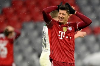 Monchengladbach ngược dòng đánh bại Bayern ngay tại Allianz Arena