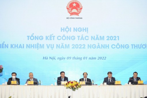 Xuất nhập khẩu năm 2021 lập kỷ lục mới, tăng 23% trong bối cảnh dịch COVID-19