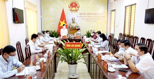 Trao đổi một số nội dung có liên quan đến quảng bá hình ảnh du lịch của tỉnh tại Hội nghị Thường trực HĐND các tỉnh, thành phố khu vực ĐBSCL lần thứ nhất tại An Giang