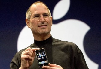 Apple đã làm được gì trong 15 năm qua?