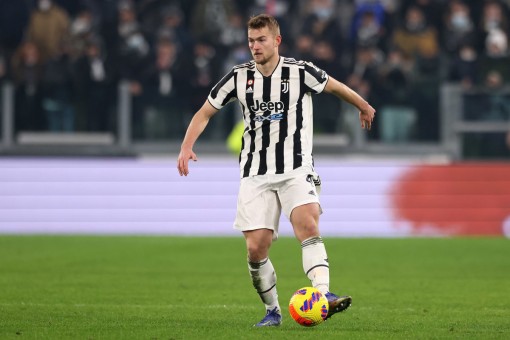 MU liên hệ De Ligt, Liverpool mua Vlahovic
