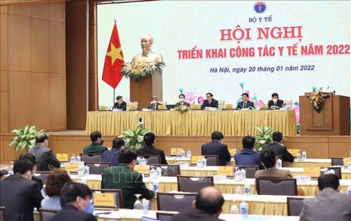 Thủ tướng: Ngành Y tế tập trung phòng, chống dịch; tiếp tục thực hiện chế độ 'trực chiến'