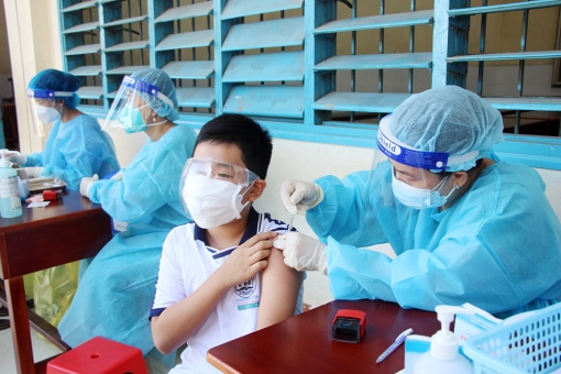 An Giang rà soát tiêm vaccine cho 100% trẻ 12 tuổi