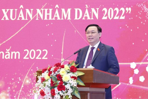 Chủ tịch Quốc hội gặp mặt đại biểu Quốc hội chuyên trách ở Trung ương