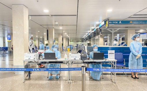 Tạo điều kiện thuận lợi cho người nhập cảnh dịp Tết Nguyên đán