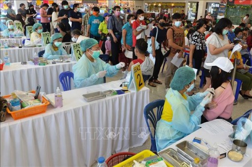 Toàn thế giới vượt 364 triệu ca mắc COVID-19