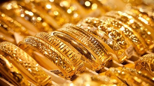 Giá vàng hôm nay 4-2: Rung lắc mạnh, vàng vẫn giữ được mốc 1.800 USD/ounce
