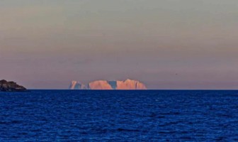 Sự thật về tảng băng trôi thoắt ẩn, thoắt hiện ven biển Canada