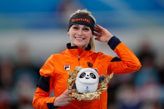 Nữ vận động viên Hà Lan phá kỷ lục trượt băng tốc độ 3.000m