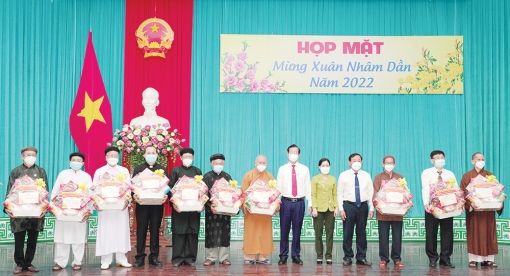 Sức mạnh của ý Đảng, lòng dân