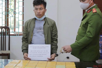 Lai Châu bắt đối tượng vận chuyển trái phép 21 bánh heroin