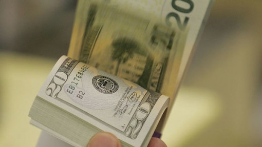 Tỷ giá USD, Euro ngày 10-2: USD giảm nhanh