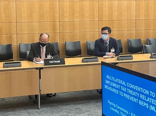 Việt Nam ký Công ước đa phương về chống xói mòn cơ sở tính thuế