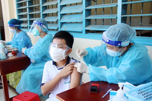 Chủ tịch UBND tỉnh An Giang chỉ đạo bảo đảm phòng, chống dịch COVID-19 khi tổ chức dạy, học trực tiếp