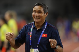 HLV Mai Đức Chung chờ 'lách cửa hẹp' cầm quân ở World Cup