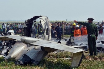 Rơi máy bay quân sự tại Myanmar, phi công tử nạn