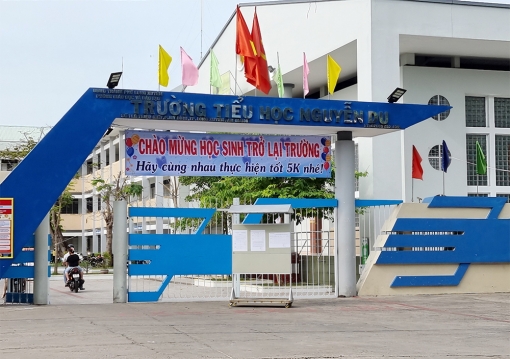 An Giang: Các trường tiểu học tổ chức vệ sinh để sẵn sàng dạy học trực tiếp