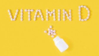 Bổ sung vitamin D giúp bệnh nhân COVID-19 giảm nguy cơ bệnh trở nặng