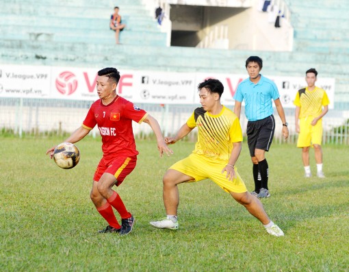 Phát triển bóng đá phong trào