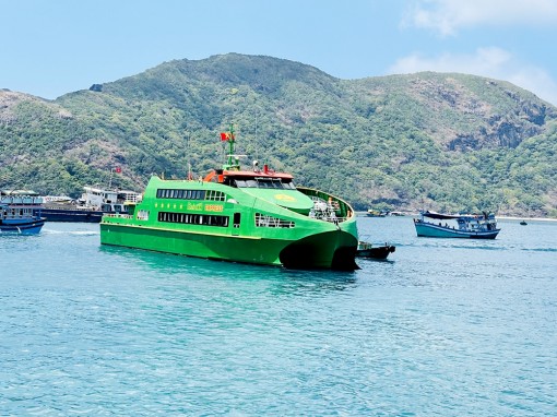 Vi vu du lịch biển đảo hãy tham khảo trang đặt vé tàu thủy cao tốc trực tuyến