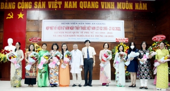 Bệnh viện Sản-Nhi An Giang họp mặt kỷ niệm ngày Thầy thuốc Việt Nam