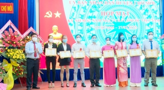 UBND huyện Chợ Mới họp mặt kỷ niệm 67 năm ngày Thầy thuốc Việt Nam