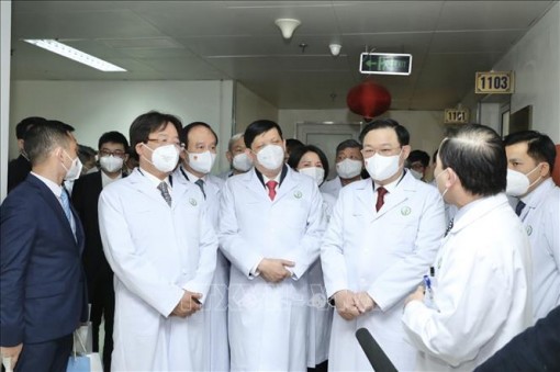 Bệnh viện Hữu nghị Việt Đức kỷ niệm 67 năm Ngày Thầy thuốc Việt Nam