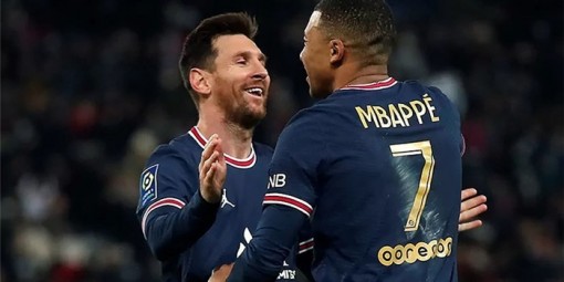 MU đàm phán Tchouameni, Messi ở lại PSG mùa tới