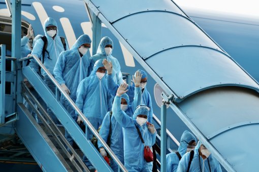 Chính phủ phê duyệt chủ trương tổ chức chuyến bay đón người Việt từ Ukraine