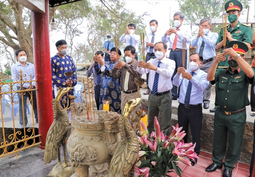 Giữ gìn, tôn tạo và phát huy giá trị di tích khu vực Bà ngự